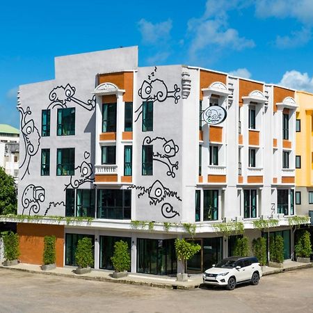 ホテル Chamemon Bed Phuket Town エクステリア 写真