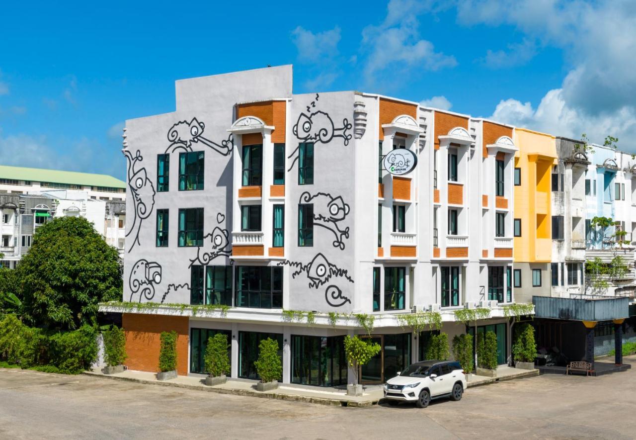 ホテル Chamemon Bed Phuket Town エクステリア 写真