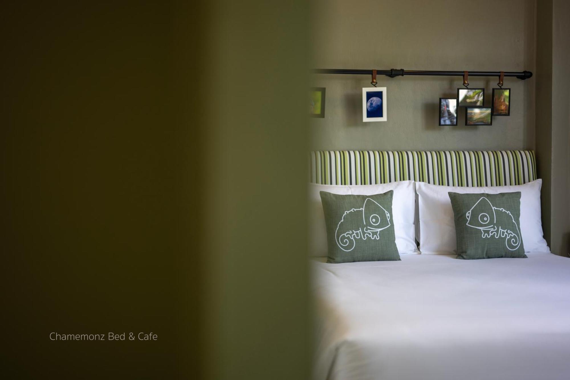 ホテル Chamemon Bed Phuket Town エクステリア 写真