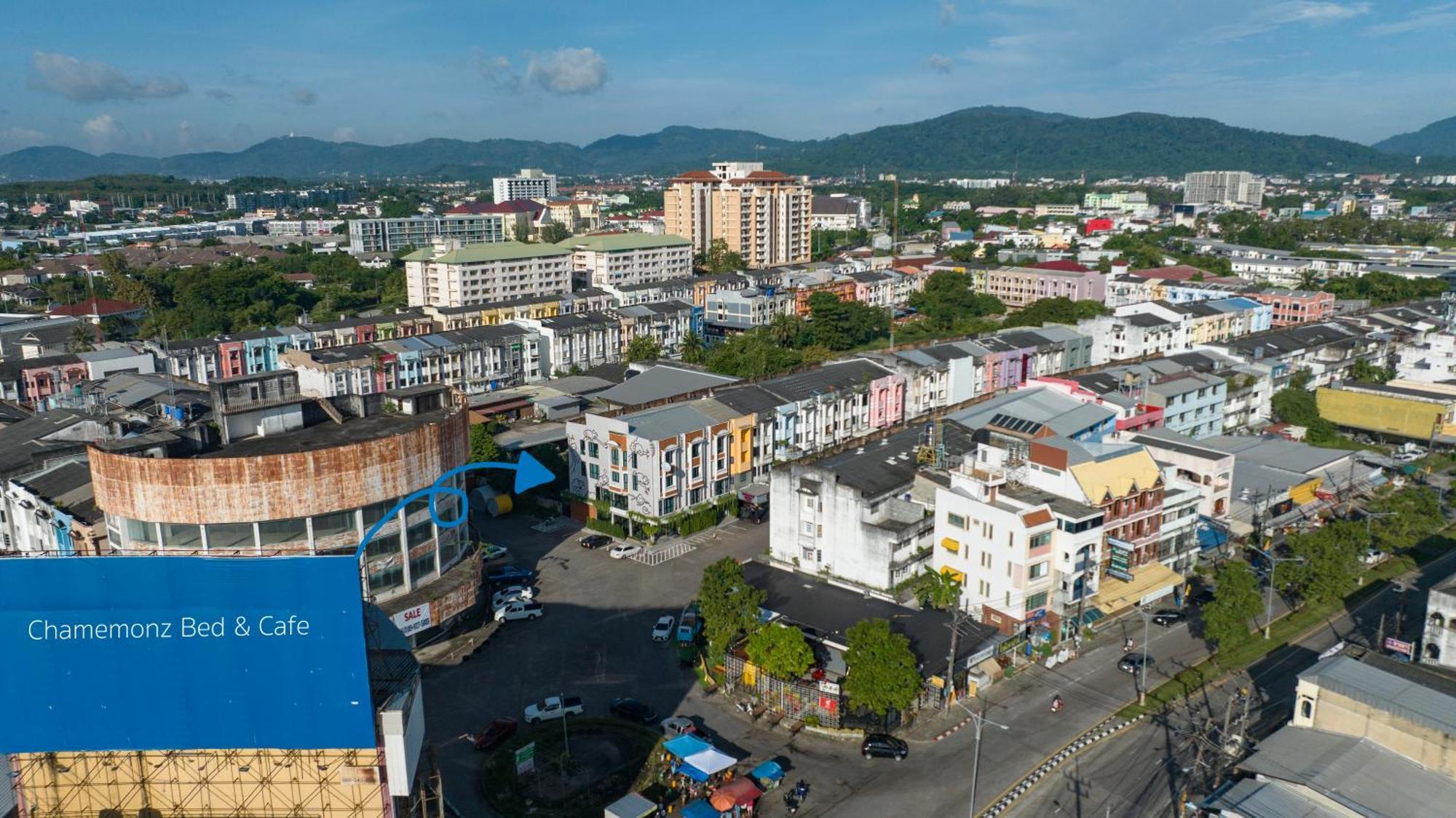 ホテル Chamemon Bed Phuket Town エクステリア 写真