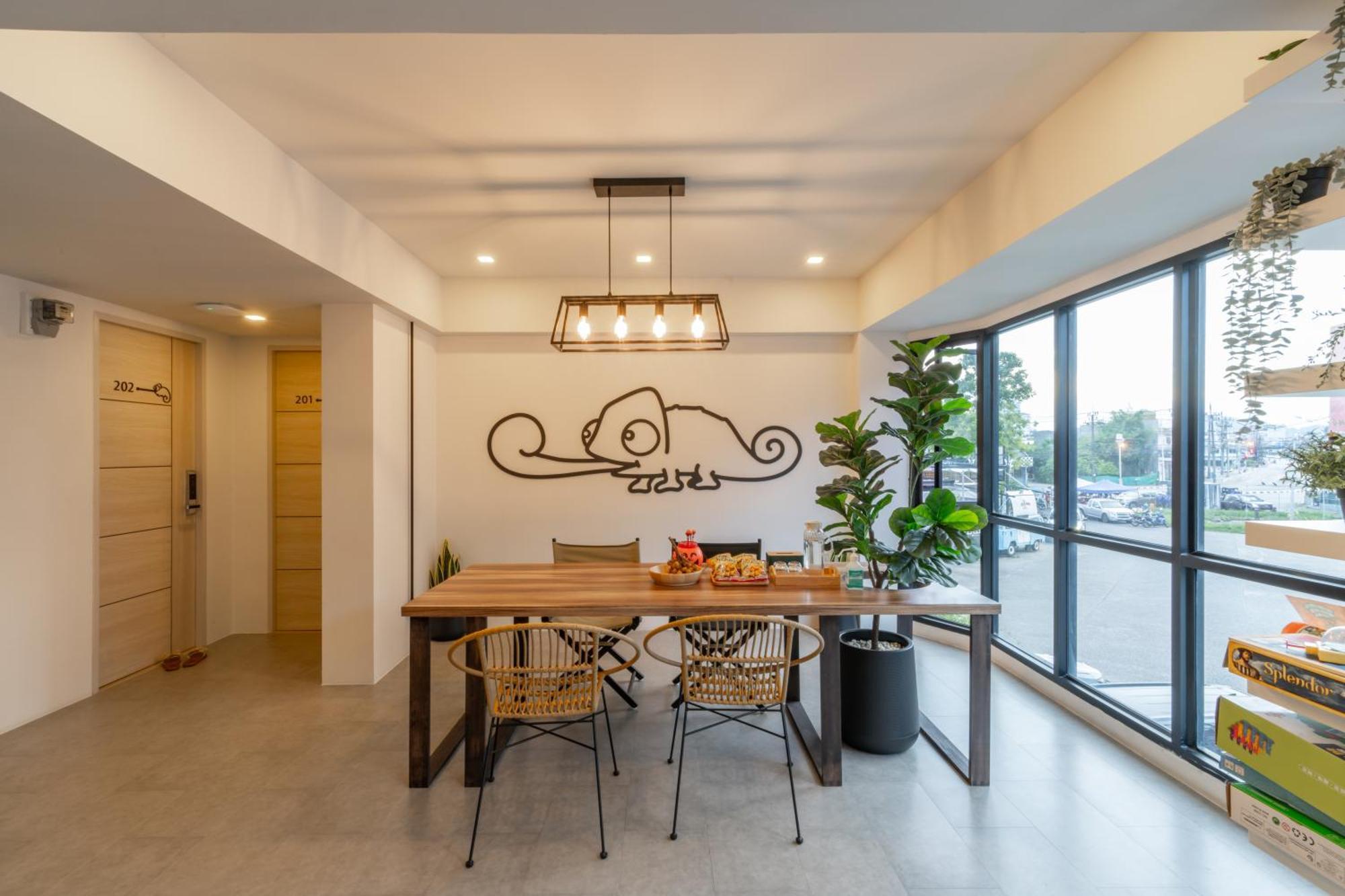 ホテル Chamemon Bed Phuket Town エクステリア 写真