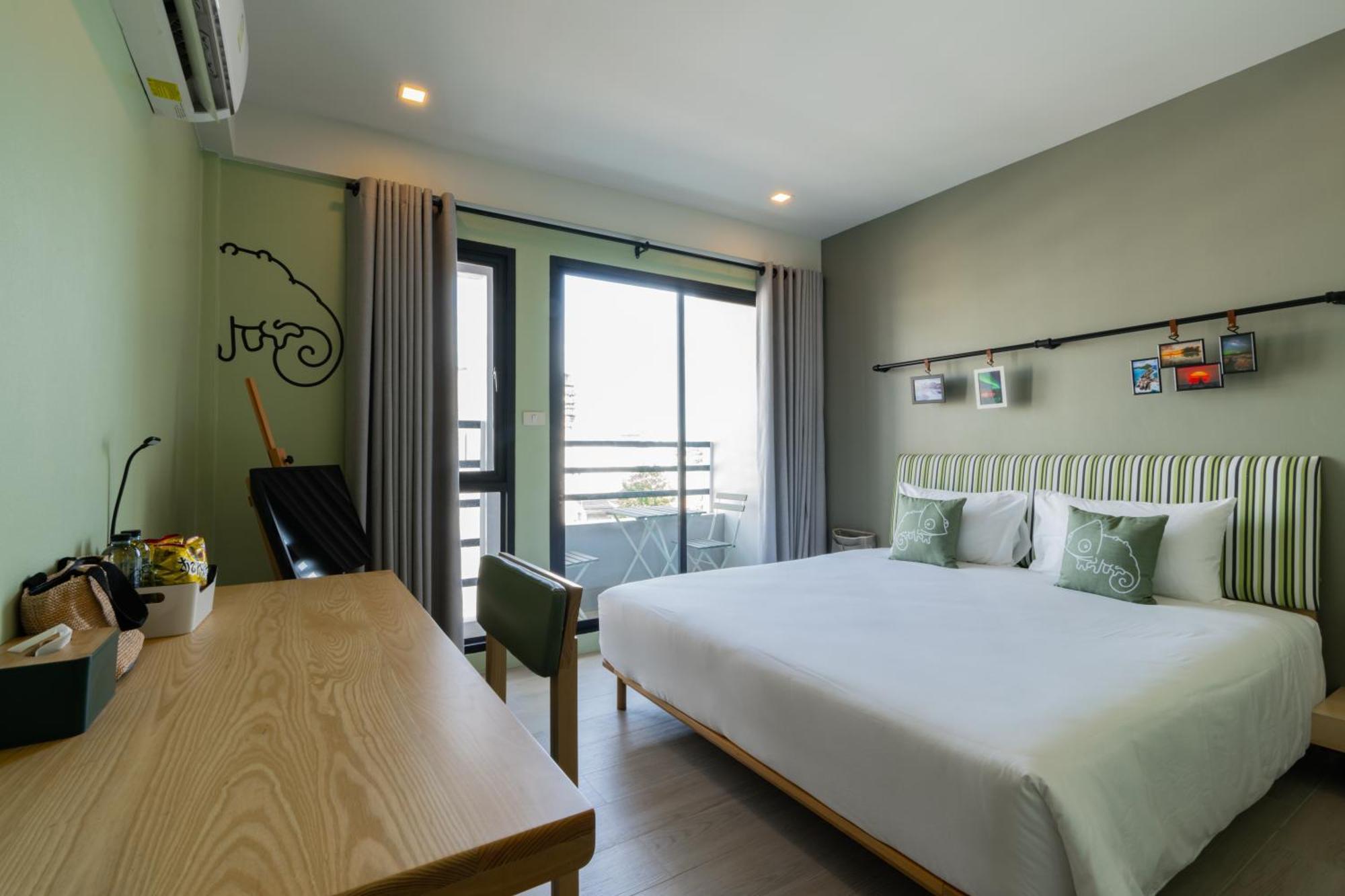 ホテル Chamemon Bed Phuket Town エクステリア 写真