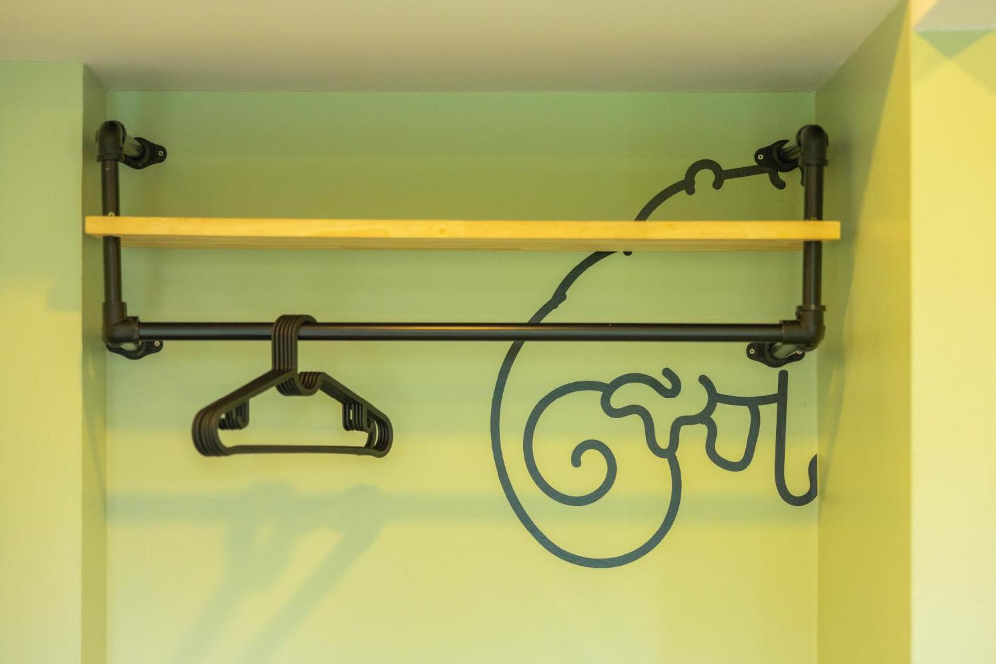 ホテル Chamemon Bed Phuket Town エクステリア 写真
