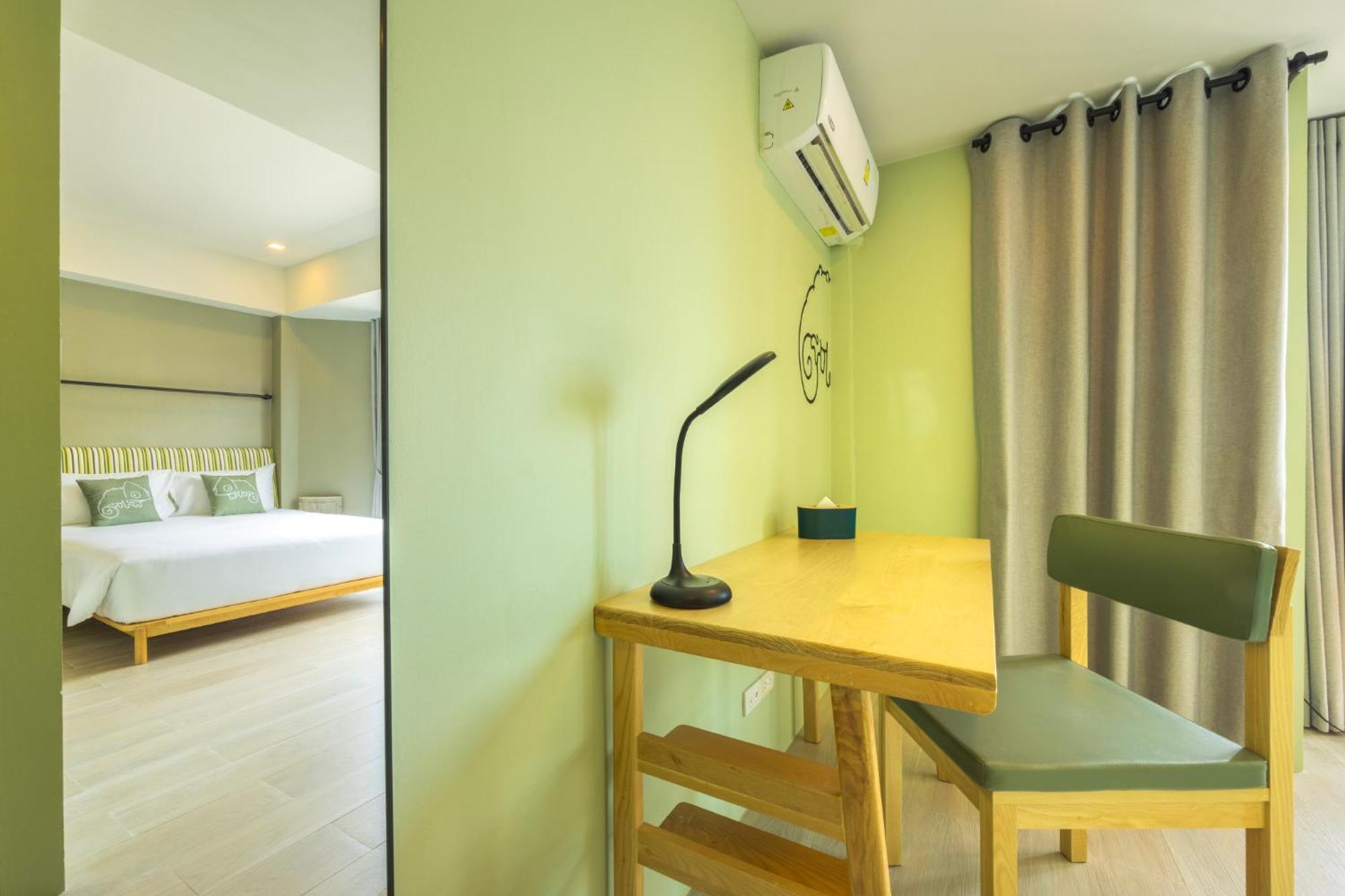 ホテル Chamemon Bed Phuket Town エクステリア 写真