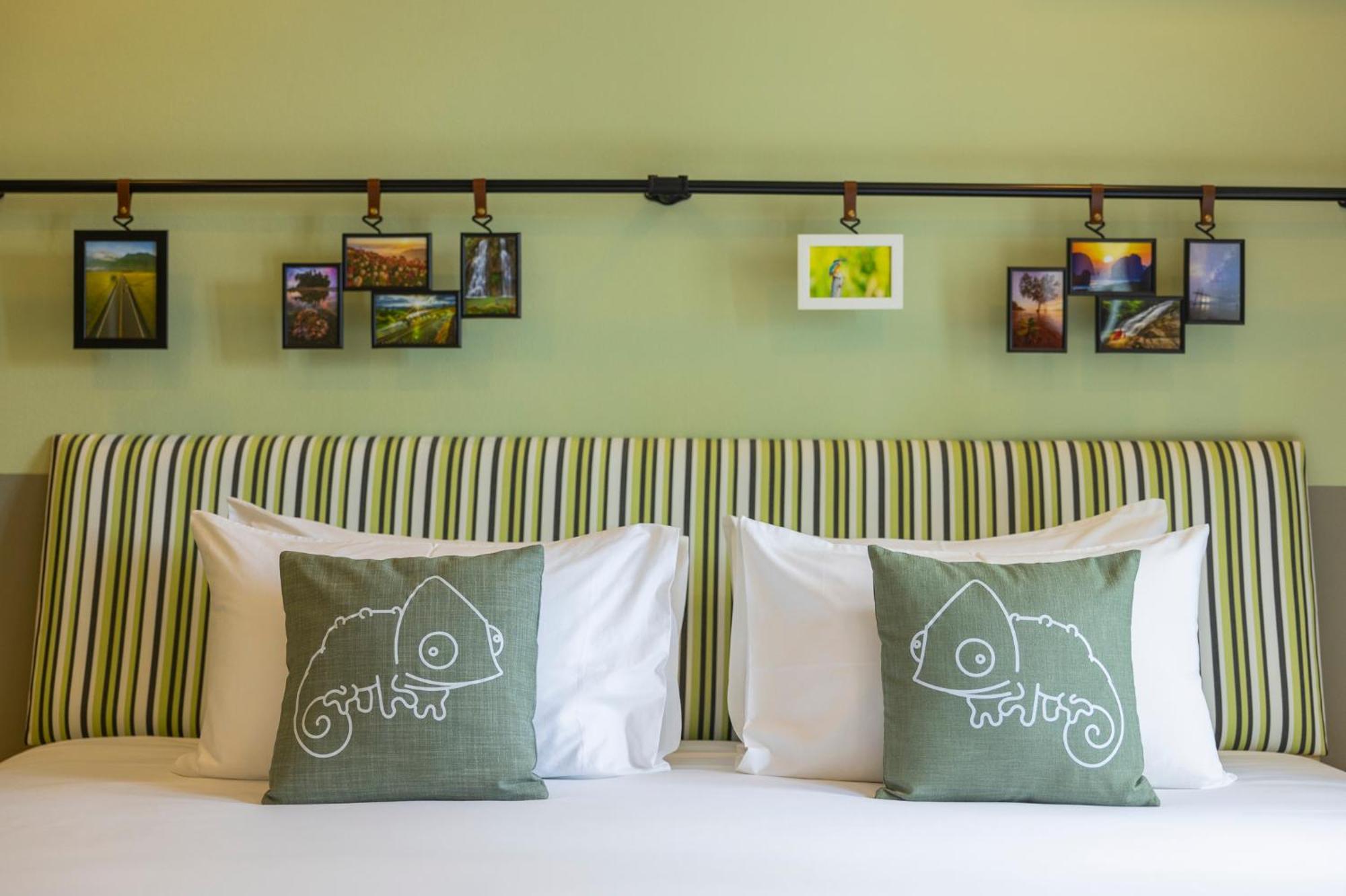 ホテル Chamemon Bed Phuket Town エクステリア 写真